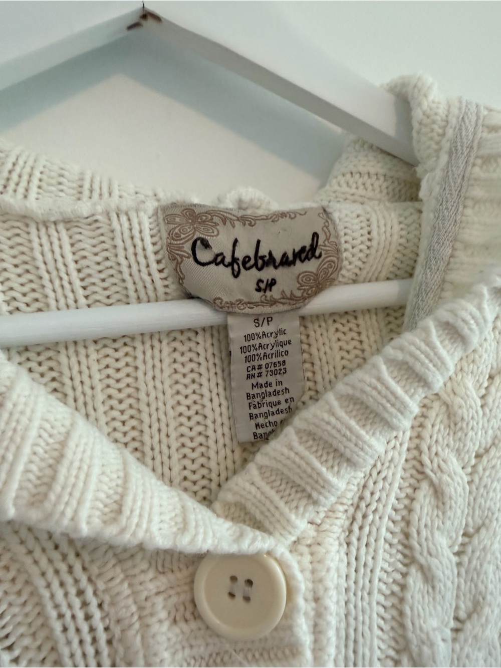 Y2K Cream Cable-Knit Hooded Sweater with Button Placket - Picture 3 of 6